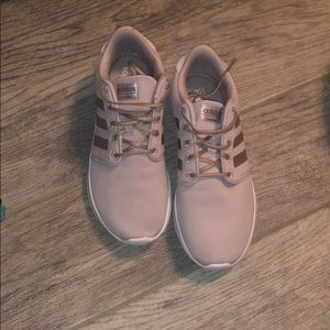 Adidas memory foam athletic shoes